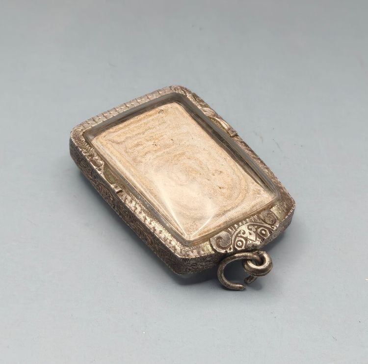 สมเด็จวัดระฆัง เลี่ยมเงินแท้ รูปที่ 9