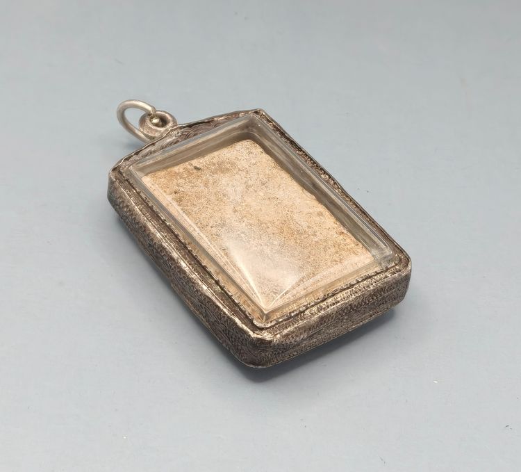 สมเด็จวัดระฆัง เลี่ยมเงินแท้ รูปที่ 6