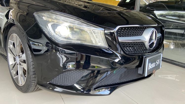 Mercedes-Benz CLA-Class 2016 CLA200 Sedan เบนซิน ไม่ติดแก๊ส เกียร์อัตโนมัติ ดำ รูปที่ 4
