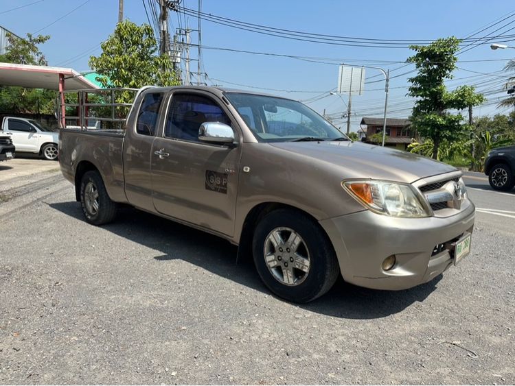 Toyota Hilux Vigo 2006 2.5 G Pickup ดีเซล ไม่ติดแก๊ส เกียร์ธรรมดา บรอนซ์ทอง รูปที่ 3