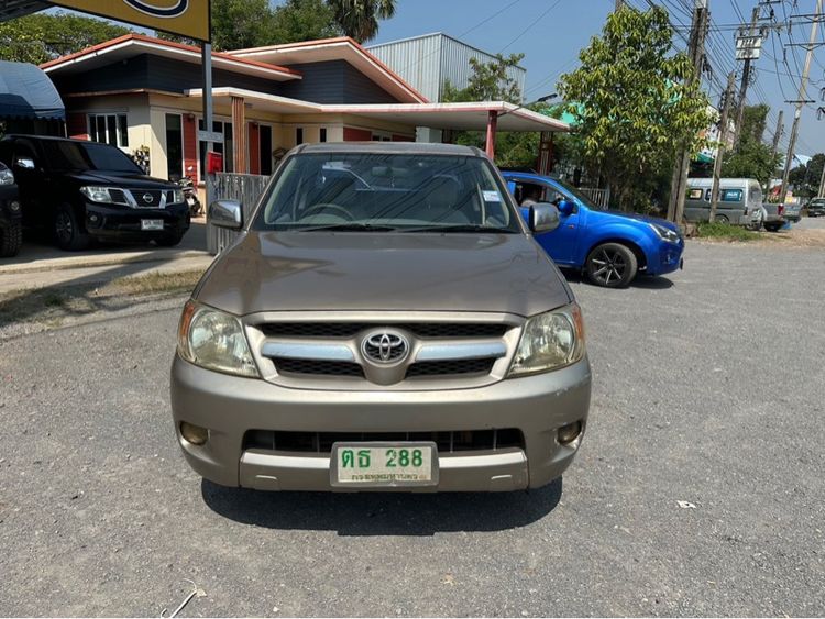Toyota Hilux Vigo 2006 2.5 G Pickup ดีเซล ไม่ติดแก๊ส เกียร์ธรรมดา บรอนซ์ทอง รูปที่ 2