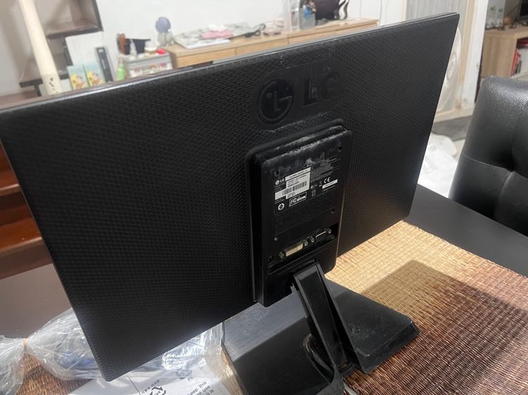 จอคอม LG  รูปที่ 2