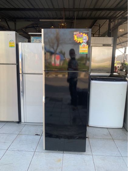 ตู้เย็น 2 ประตู Hitachi ตู้เย็นมือสองยี่ห้อฮิตาชิขนาด 10 คิว 3990 บาทส่งกรุงเทพและปริมณฑลเก็บเงินปลายทางค่ะ