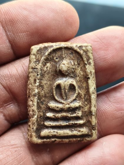 พระสมเด็จบางขุนพรหมพิมพ์สังฆาฏิ