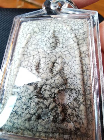 พระสมเด็จแตกลายงาพิมพ์ขี่สิงห์​ หลัวยันต์ห้า​ปี2521เนื้อผงพุทธคุณ​ หลวงพ่อกวย​วัดโฆสิตาราม รูปที่ 6