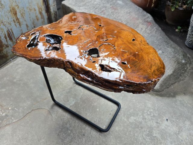 โต๊ะไม้จริง ขาเหล็กแข็งแรง
ขนาด ยาว 50CM กว้าง 40CM สูง 53CM รูปที่ 13