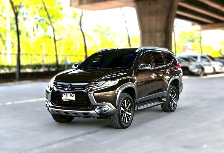 รถ Mitsubishi Pajero Sport 2.4 GT Premium 4WD สี น้ำตาล