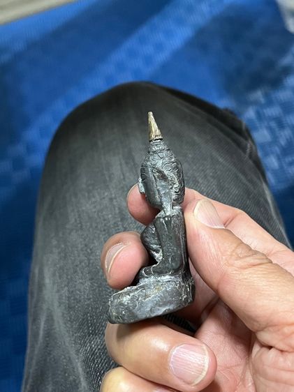 พระเครื่องบูชา รูปที่ 6