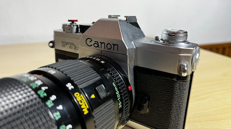กล้องฟิล์ม Canon FTb QL พร้อมเลนส์ Canon FD 35 105mm f 3.5 รูปที่ 6