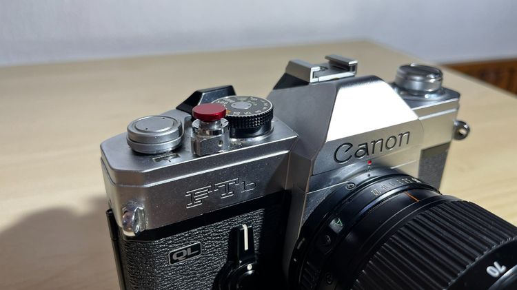 กล้องฟิล์ม Canon FTb QL พร้อมเลนส์ Canon FD 35 105mm f 3.5 รูปที่ 8