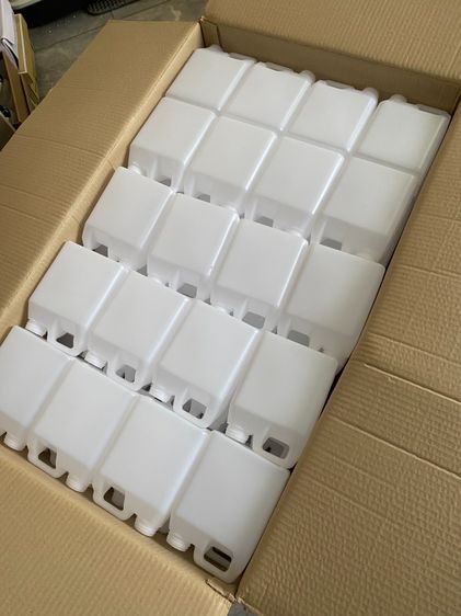 แกลลอนเปล่า 1 ลิตร