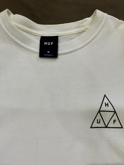 เสื้อยืด