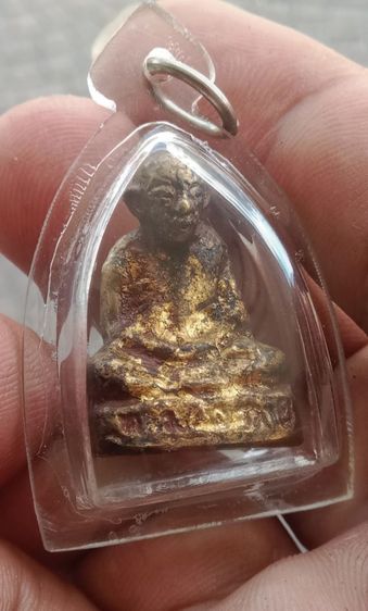 พระเครื่องพ่อท่านคล้าย รูปที่ 4