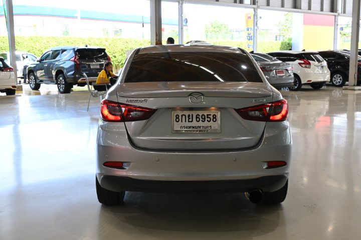 Mazda Mazda 2 2019 1.3 High Plus Sedan เบนซิน ไม่ติดแก๊ส เกียร์อัตโนมัติ เทา รูปที่ 4