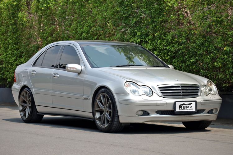 Mercedes-Benz C-Class 2002 C180 Sedan เบนซิน ไม่ติดแก๊ส เกียร์อัตโนมัติ เทา รูปที่ 4