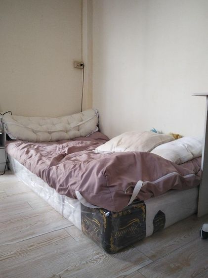 ที่นอนสปริง 3ฟุตครึ่งไม่ได้แกะพลาสติกหุ้มออกสภสพ95เปอรเซน