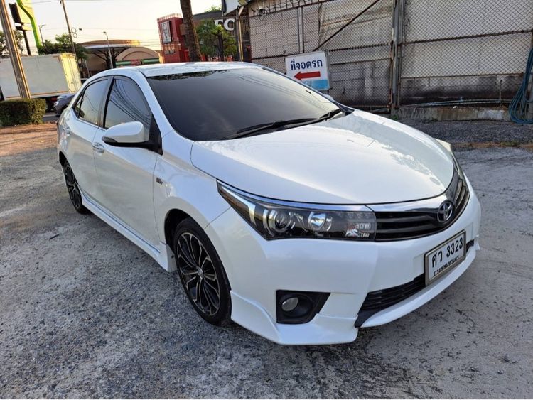 Toyota Altis 2016 1.8 Esport Sedan เบนซิน ไม่ติดแก๊ส เกียร์อัตโนมัติ ขาว รูปที่ 3