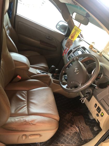 Toyota Fortuner 2010 3.0 V 4WD Utility-car ดีเซล ไม่ติดแก๊ส เกียร์อัตโนมัติ ดำ รูปที่ 2