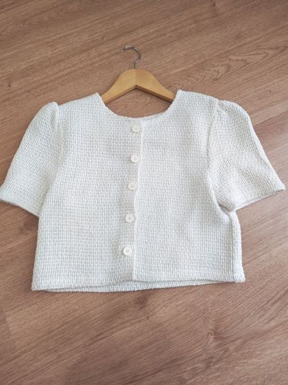 เสื้อขาว​ อก​ 34-36​