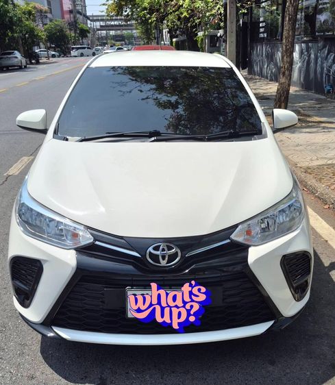 รถ Toyota Yaris 1.2 Entry สี ขาว