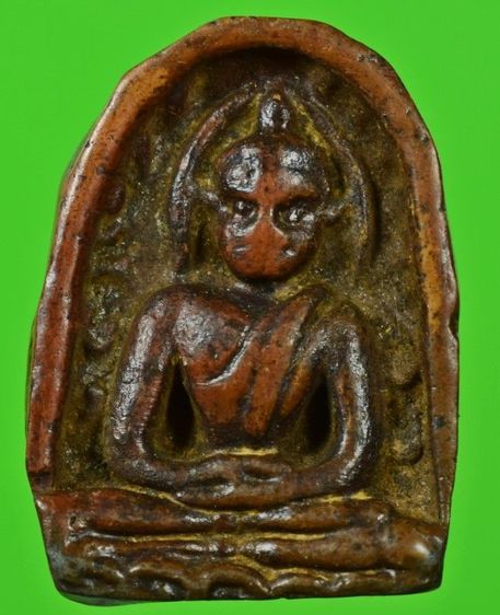 พระกำแพงซุ้มกอกำแพงเพชร