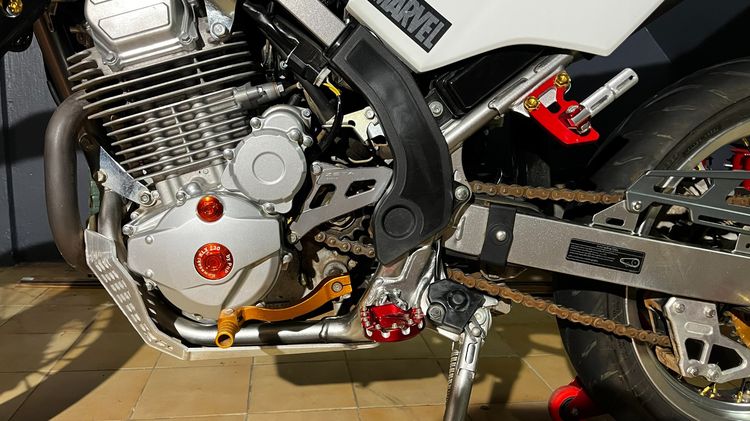 ขายดาวน์ Kawasaki KLX 230 รูปที่ 7