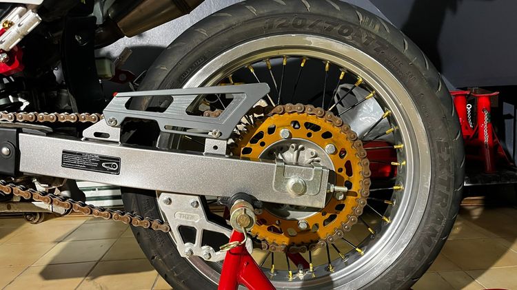 ขายดาวน์ Kawasaki KLX 230 รูปที่ 5