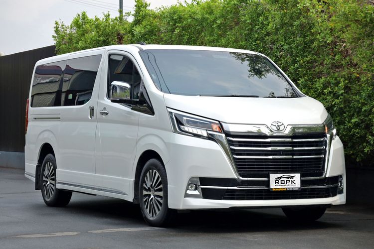 Toyota Majesty 2019 2.8 Premium Utility-car ดีเซล ไม่ติดแก๊ส เกียร์อัตโนมัติ ขาว รูปที่ 4