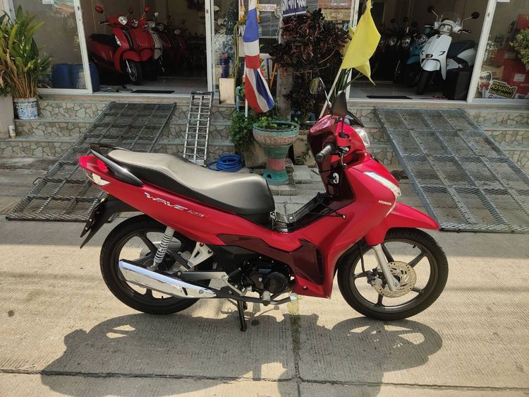 🛵ยังไงก็ขาย WAVE125i ปี 67 เครื่องดี สีสวย สตาร์ทมือ ไมล์ดิจิตอล วิ่งน้อย2900โล เล่มชุดโอนครบ+เปลี่ยนถ่ายน้ำมันเครื่องฟรี ส่งฟรี30 ก.ม รูปที่ 2