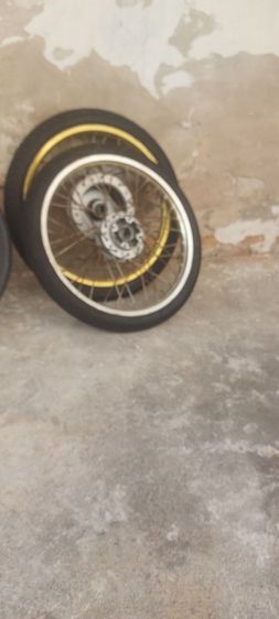ล้อพร้อมยางพร้อมดุม รูปที่ 2