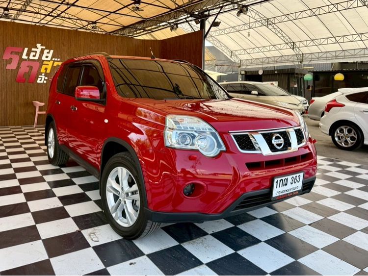 Nissan X-Trail 2013 2.5 V 2WD Utility-car เบนซิน ไม่ติดแก๊ส เกียร์อัตโนมัติ แดง รูปที่ 3