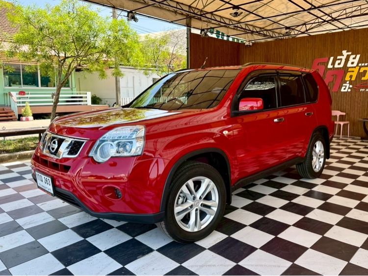 Nissan X-Trail 2013 2.5 V 2WD Utility-car เบนซิน ไม่ติดแก๊ส เกียร์อัตโนมัติ แดง รูปที่ 2