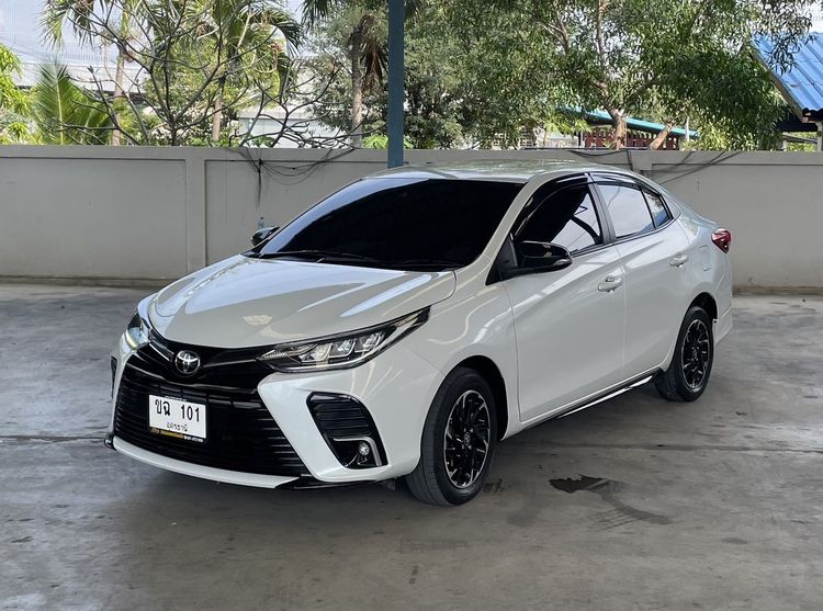Toyota Yaris ATIV 2022 1.2 Sport Premium Sedan เบนซิน ไม่ติดแก๊ส เกียร์อัตโนมัติ ขาว