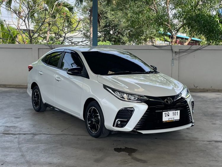 Toyota Yaris ATIV 2022 1.2 Sport Premium Sedan เบนซิน ไม่ติดแก๊ส เกียร์อัตโนมัติ ขาว รูปที่ 3