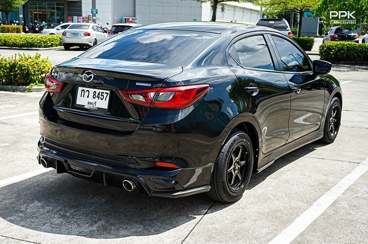 Mazda Mazda 2 2020 1.3 Skyactiv-G S Leather Sedan Sedan เบนซิน ไม่ติดแก๊ส เกียร์อัตโนมัติ ดำ รูปที่ 4
