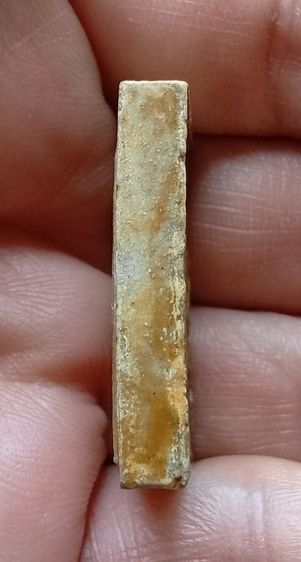 พระผงพระแก้วแจกทาน หลวงปู่หมุน ฐิตสีโล

ปี 2542 รูปที่ 7