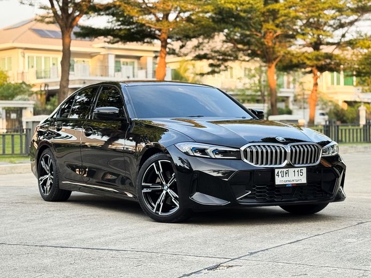 BMW Series 3 2023 320d Sedan ดีเซล ไม่ติดแก๊ส เกียร์อัตโนมัติ ดำ รูปที่ 3