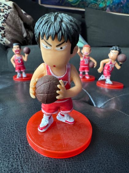 figured ทีมบาสเกตบอล สแลมดั้ง 5 คน  รูปที่ 4