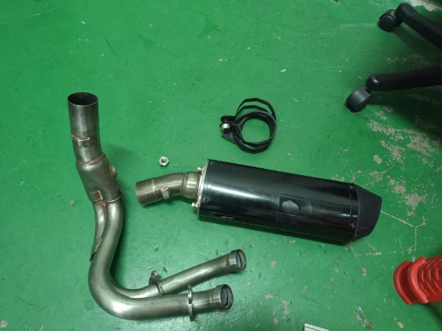 ท่อ er6n z650
