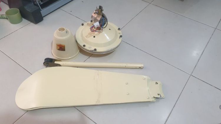 พัดลมเพดาน ซันวินดี้  48นิ้ว ปี2008(สีไม่เดิม คำหนิ สีร่อนบางจุด) รูปที่ 2