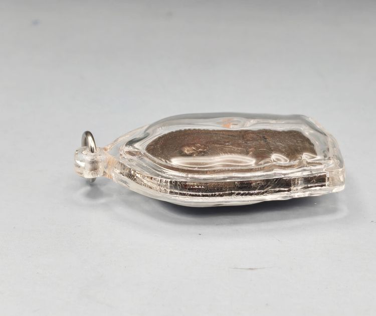 เหรียญนั่งพาน หลวงปู่ทิม รูปที่ 8