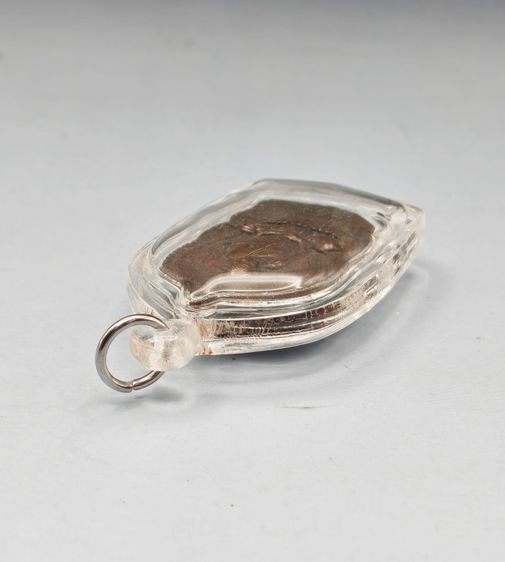 เหรียญนั่งพาน หลวงปู่ทิม รูปที่ 7