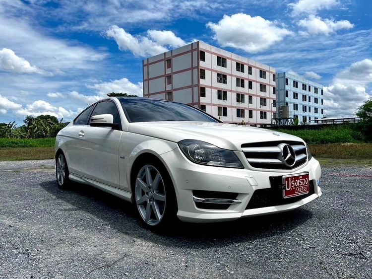 Mercedes-Benz C-Class 2012 C180 AMG Sedan เบนซิน ไม่ติดแก๊ส เกียร์อัตโนมัติ ขาว รูปที่ 3