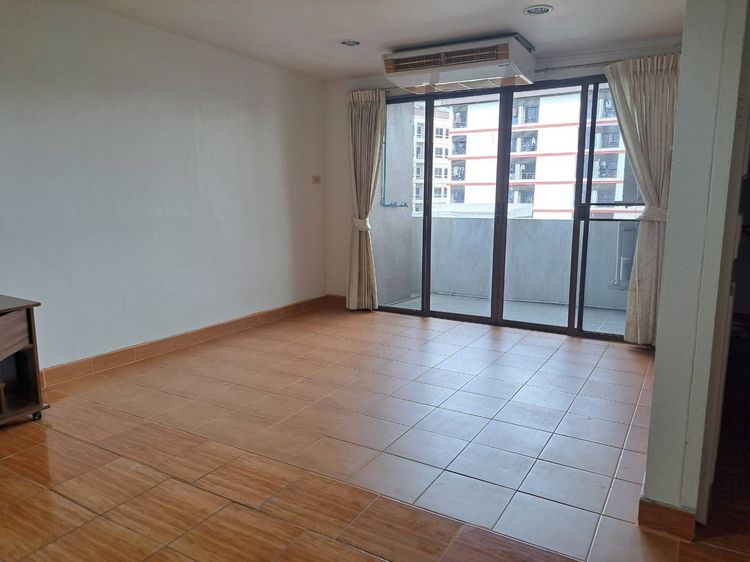 อื่นๆ สร้างเสร็จก่อน 2010 ขายห้องชุด (เจ้าของขายเอง) รัชดาโฮมห้องมุม ขนาด 39.95 ตรม ซอยอินทมระ 49 รูปที่ 3