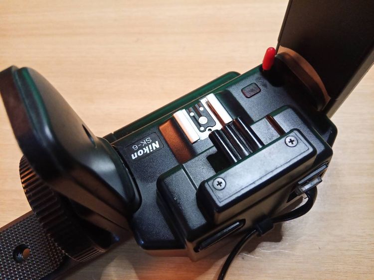 Nikon ขาจับกล้องพร้อมแฟลช รูปที่ 11