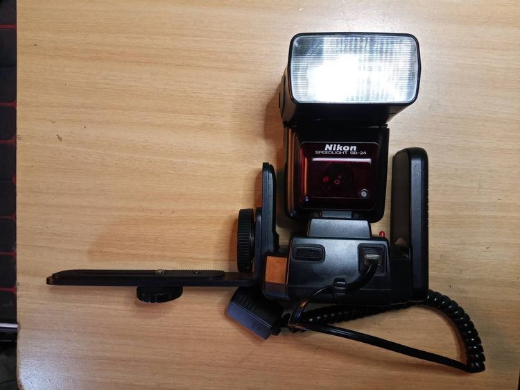 Nikon ขาจับกล้องพร้อมแฟลช รูปที่ 5