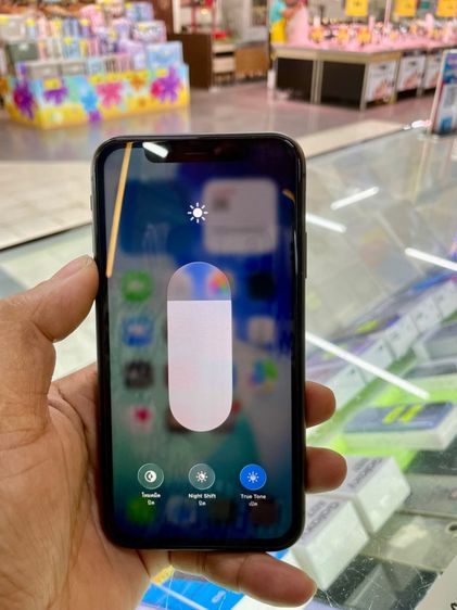 iphone 11  รูปที่ 2