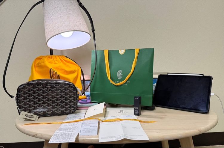 กระเป๋า