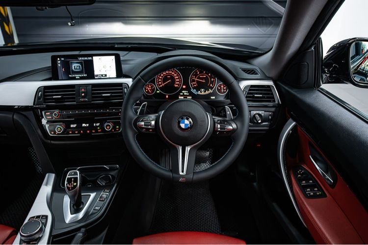 BMW Series 3 2020 Sedan ดีเซล ไม่ติดแก๊ส เกียร์อัตโนมัติ ดำ รูปที่ 4