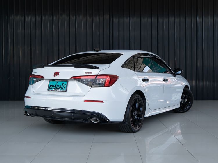 Honda Civic 2021 1.5 Turbo RS Sedan เบนซิน ไม่ติดแก๊ส เกียร์อัตโนมัติ ขาว รูปที่ 4